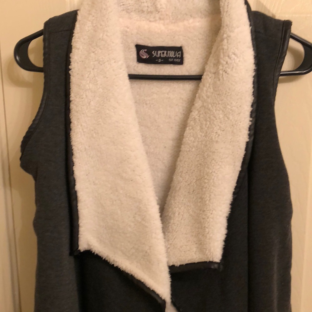Fur Vest - Picture 2 of 4
